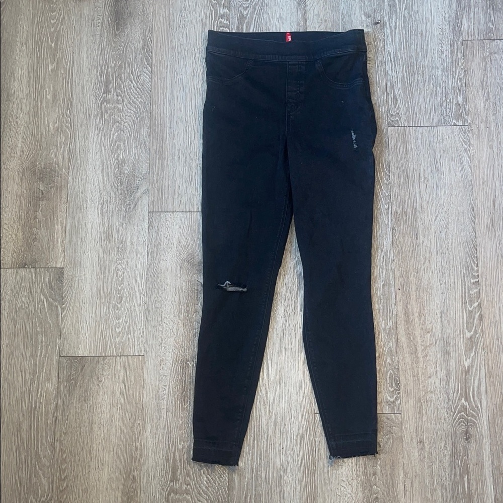 SPANX Distressed Pull on High Rise Skinny Jeans - Size Medium